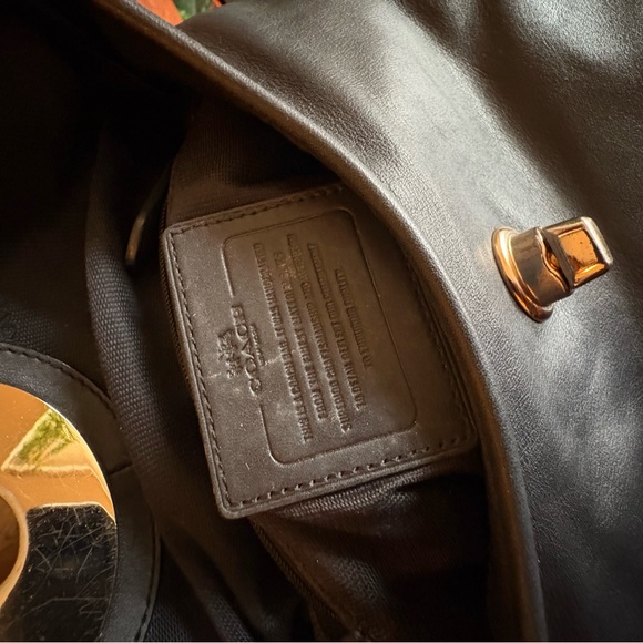 Vintage Coach Turnlock Clutch | Unbranded Chain | 1990s | Great Condition - Picture 12 of 12